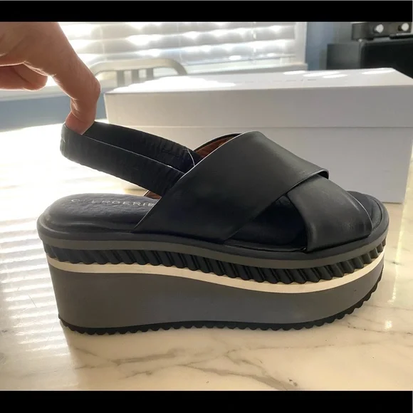 Robert Clergerie Shoes Robert Clergerie Crossover Slingback